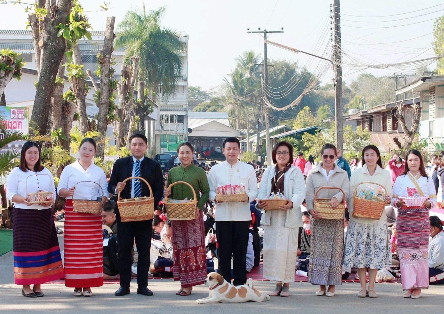 พิธีทำบุญ ตักบาตรข้าวสารอาหารแห้ง เนื่องในวันมาฆบูชา ประจำปี พ.ศ. 2567 ณ โรงเรียนปายวิทยาคาร