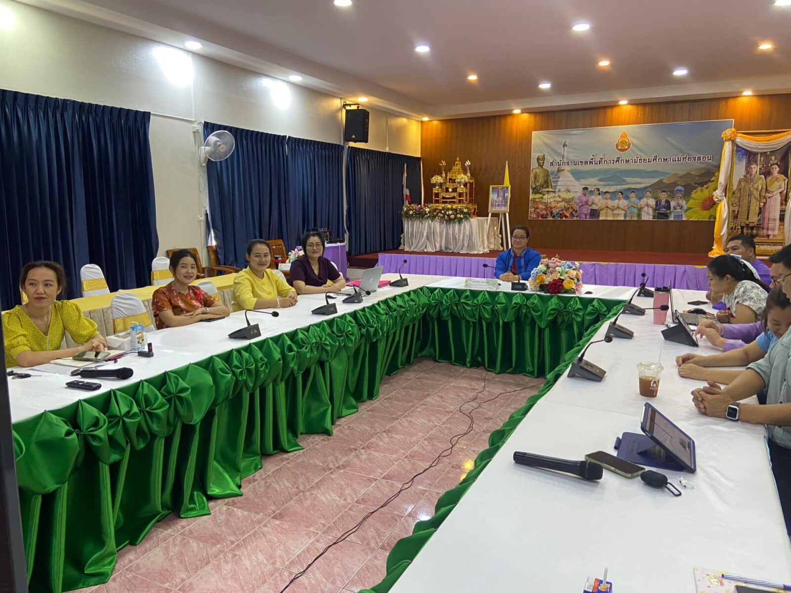 ติดตามรับฟังการประชุมเชิงปฏิบัติการขับเคลื่อนการประเมินสถานการณ์เป็นระบบราชการ 4.0 (PMQA 4.0)