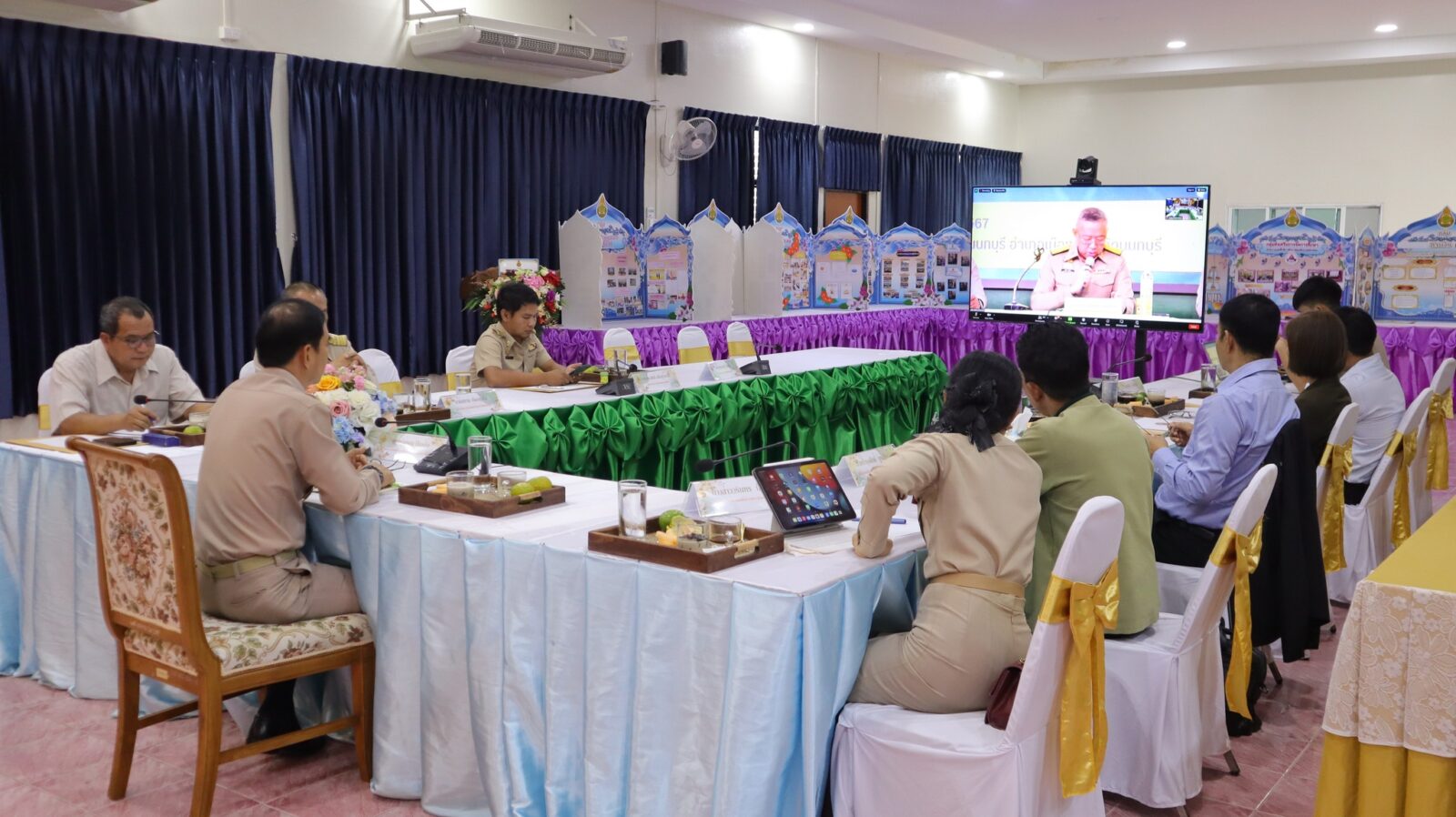 การประชุมการเตรียมความพร้อม และมอบนโยบายก่อนเปิดภาคเรียน ปีการศึกษา 2567