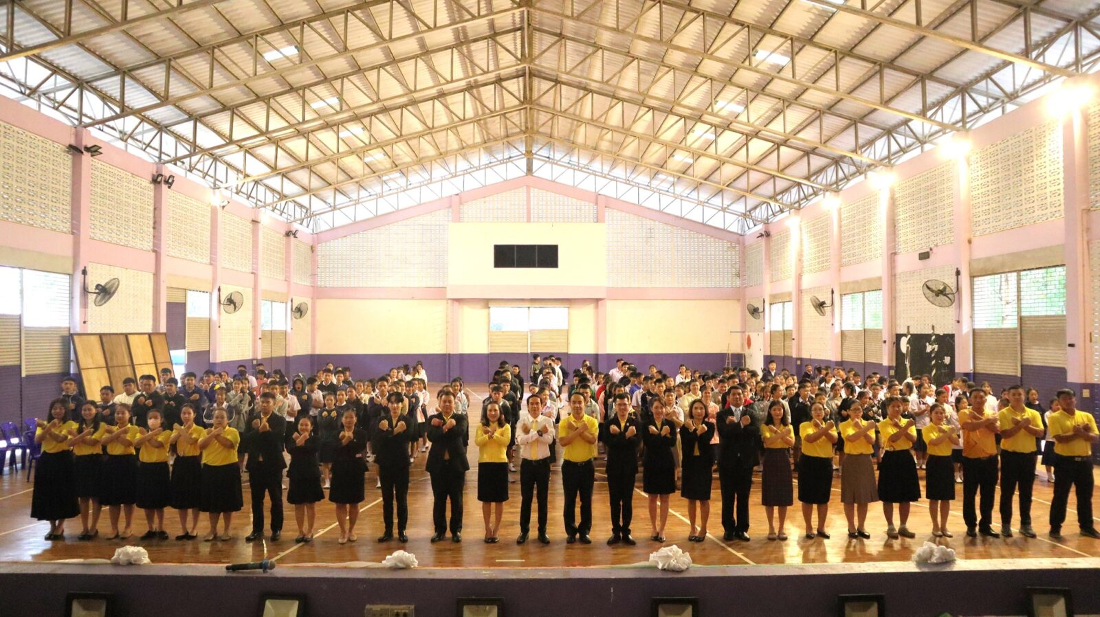 นิเทศและติดตามการเตรียมความพร้อมก่อนการเปิดภาคเรียน ประจำปีการศึกษา 2567 ณ โรงเรียนเฉลิมรัชวิทยาคม