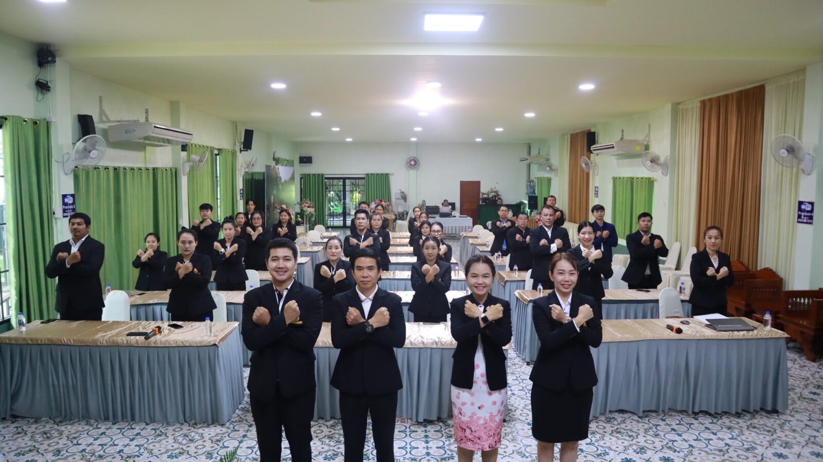 กิจกรรม รวมพลังสร้างสรรค์ สร้างสำนักงานเขตพื้นที่การศึกษาสุจริต ณ ห้องประชุม บ้านไร่ไผ่หวาน อ.เมือง จ.แม่ฮ่องสอน