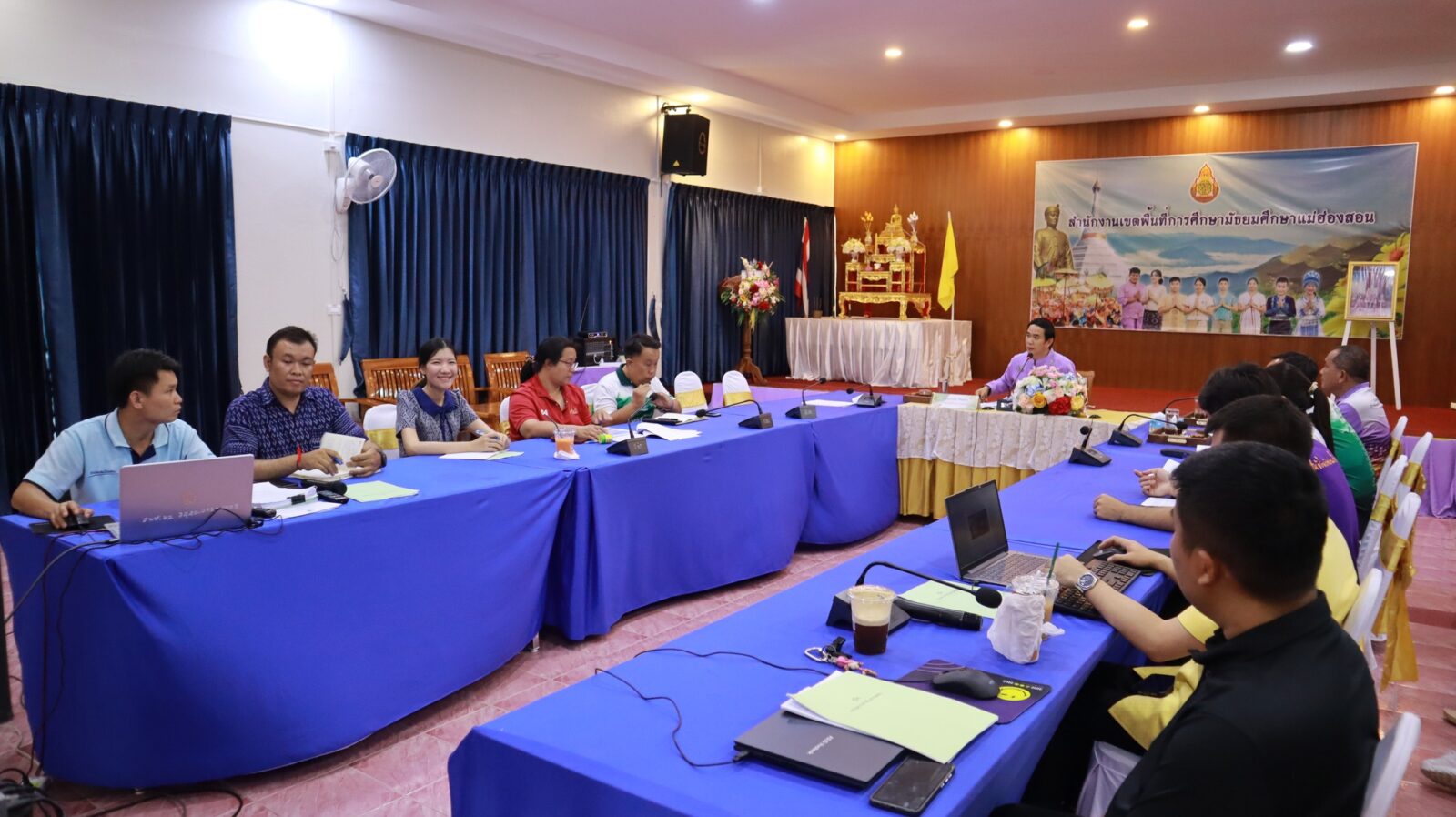 ร่วมการประชุมซักซ้อมการดำเนินการสอบแข่งขันเพื่อบรรจุและแต่งตั้งบุคคลเข้ารับราชการเป็นข้าราชการครูและบุคลากรทางการศึกษา ตำแหน่ง ครูผู้ช่วย สังกัดสำนักงานคณะกรรมการการศึกษาขั้นพื้นฐาน ปี พ.ศ.2567