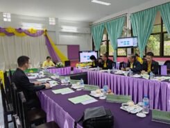 ประชุมหารือแนวทางการดำเนินโครงการเพิ่มทักษะด้านอาชีพแก่นักเรียนที่ไม่ได้เรียนต่อหลังจบการศึกษาภาคบังคับตามมติคณะรัฐมนตรี ณ ห้องระบบ Zoom โรงเรียนราชประชานุเคราะห์ 34 อำเภอปางมะผ้า จังหวัดแม่ฮ่องสอน