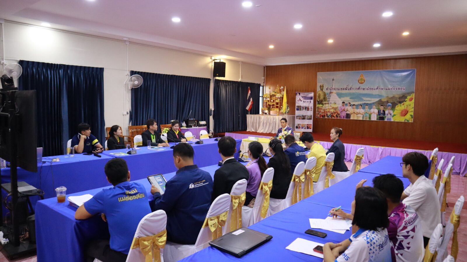 พบปะนักศึกษาระดับปริญญาโท สาขาวิชาการบริหารการศึกษา คณะสังคมศาสตร์และศิลปศาสตร์ มหาวิทยาลัยนอร์ท เชียงใหม่ เข้าฝึกประสบการณ์การบริหารการศึกษาฯ
