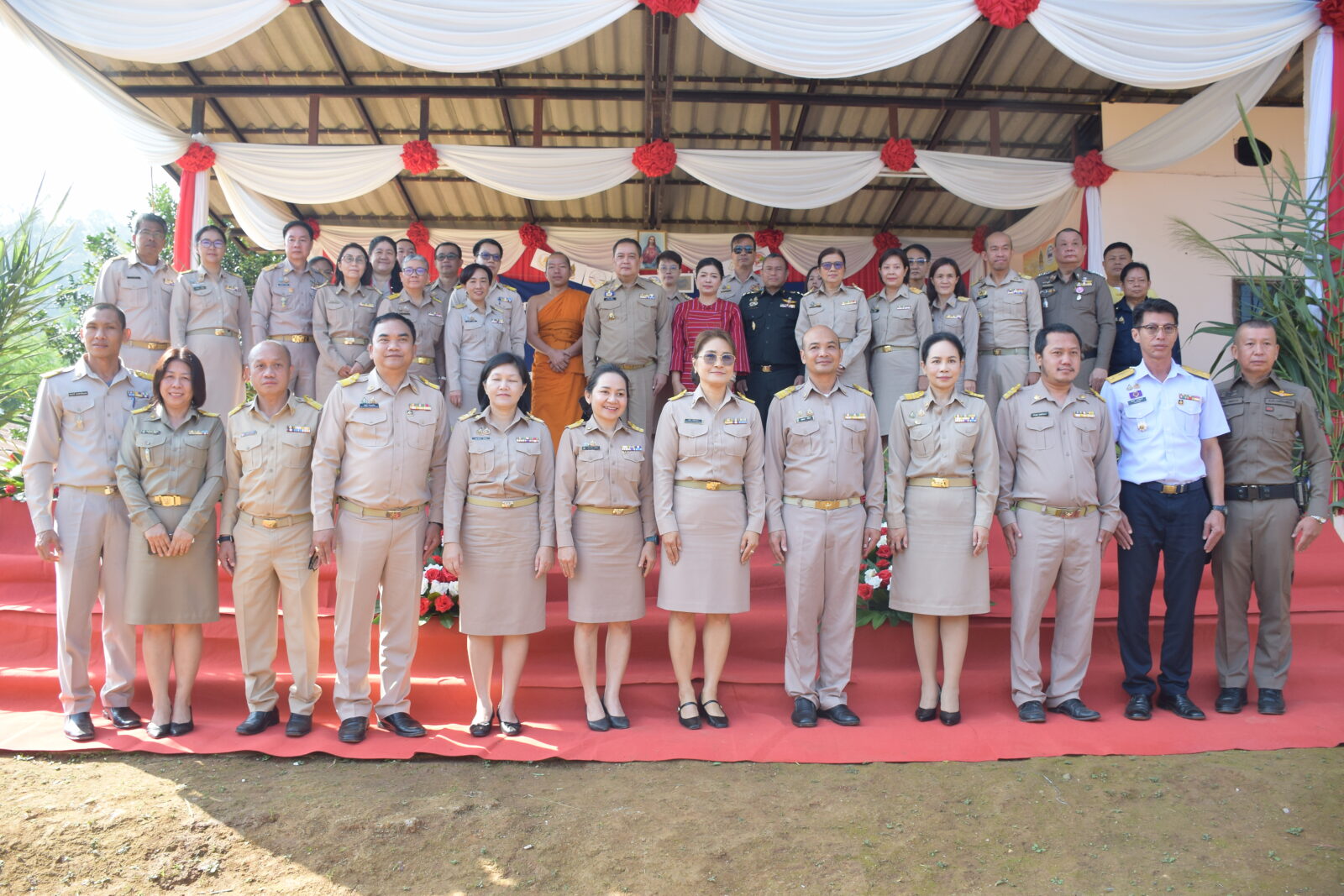 ร่วมกิจกรรมเปิดศูนย์การเรียนรู้ทางวัฒนธรรมกลุ่มชาติพันธุ์กะเหรี่ยงแดงเพื่อส่งเสริมการเรียนรู้ ฟื้นฟู ภูมิปัญญากลุ่มชาติพันธุ์กะเหรี่ยงแดง