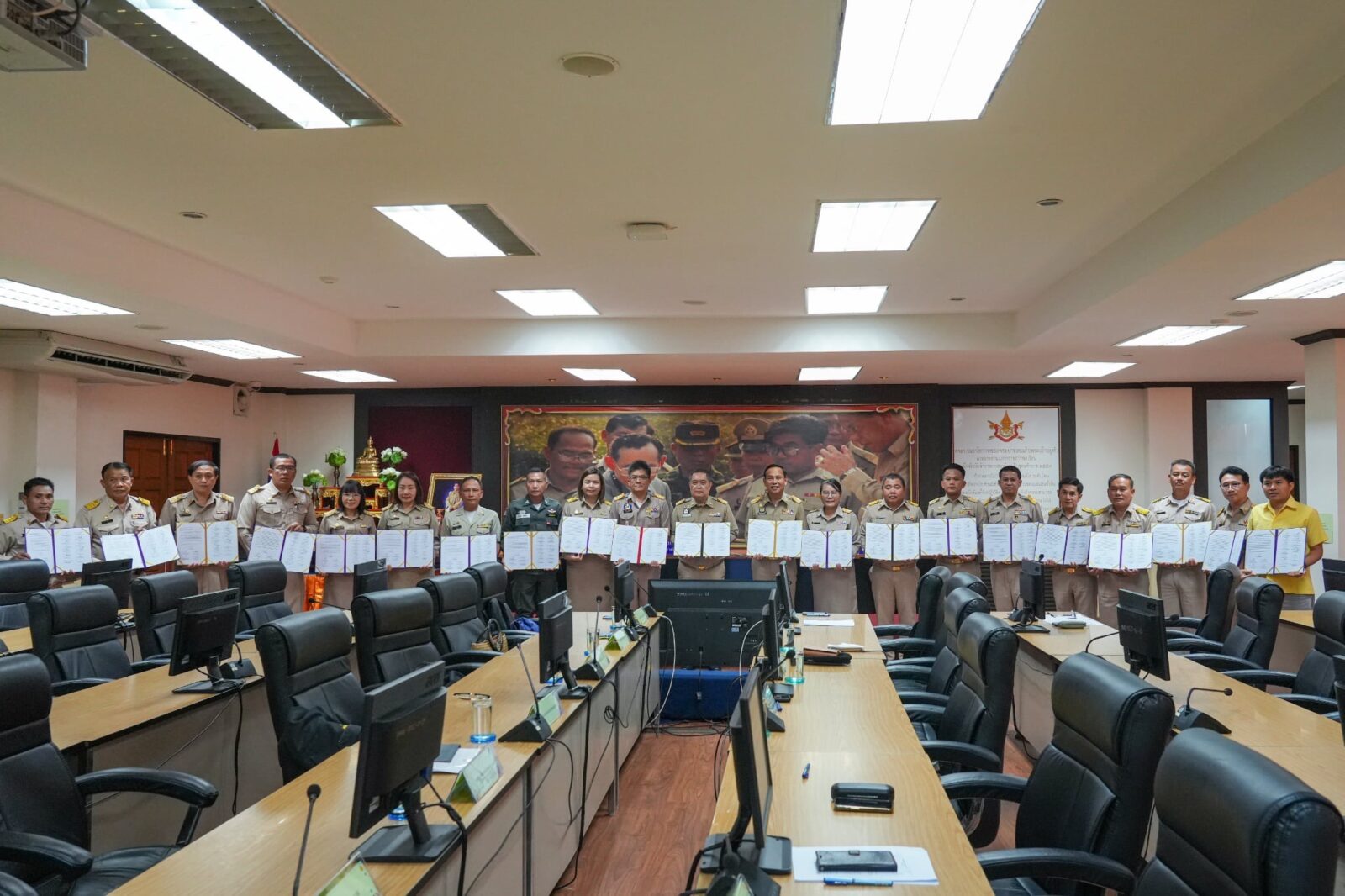 ร่วมลงนามบันทึกข้อตกลงความร่วมมือ (MOU) เพื่อการบริหารจัดการขยะอย่างยั่งยืน