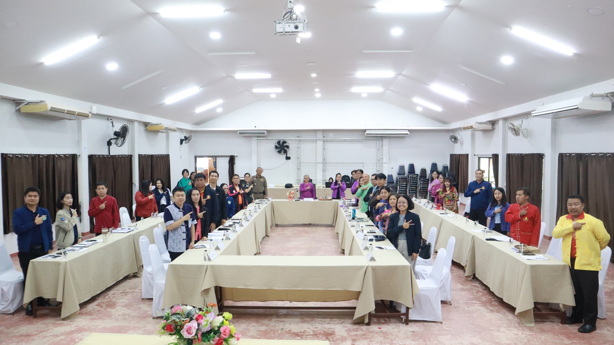 ร่วมประชุมเชิงปฏิบัติการ “ขับเคลื่อนงานแนะแนวเพื่อแก้ไขปัญหาเด็กนักเรียน”