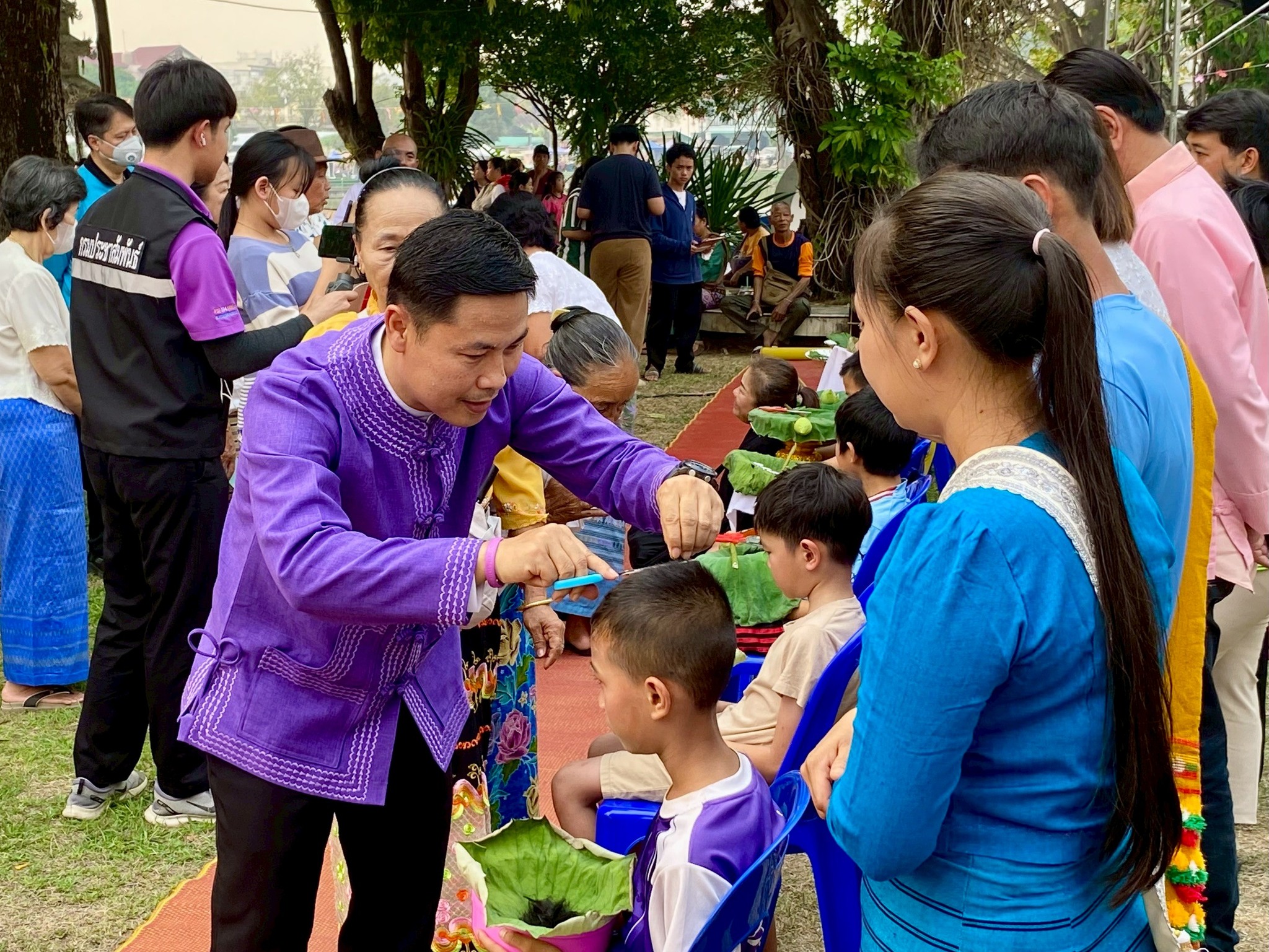 สำนักงานเขตพื้นที่การศึกษามัธยมศึกษาแม่ฮ่องสอน ร่วมพิธีโกนผมส่างลอง งานประเพณีปอยส่างลอง ประจำปี 2569