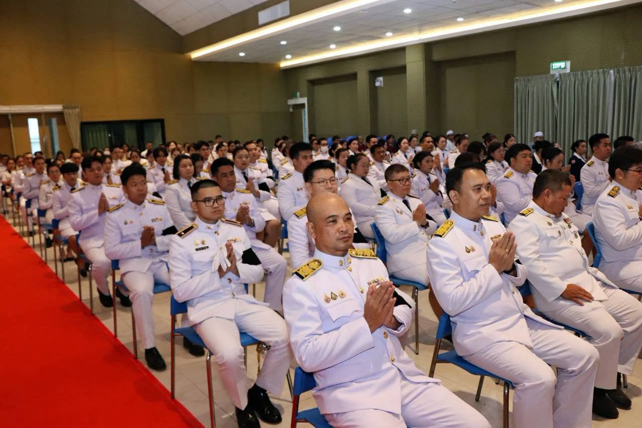 สพม.แม่ฮ่องสอน เข้าร่วมพิธีถวายสัตย์ปฏิญาณเพื่อเป็นข้าราชการที่ดีและพลังของแผ่นดิน เฉลิมพระเกียรติพระบาทสมเด็จพระเจ้าอยู่หัว เนื่องในโอกาสวันเฉลิมพระชนมพรรษา 28 กรกฎาคม 2569