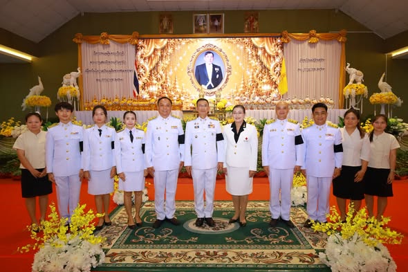 สพม.แม่ฮ่องสอน เข้าร่วมพิธีถวายเครื่องราชสักการะและวางพานพุ่ม และพิธีจุดเทียนถวายพระพรชัยมงคล เฉลิมพระเกียรติพระบาทสมเด็จพระเจ้าอยู่หัว เนื่องในโอกาสวันเฉลิมพระชนมพรรษา 28 กรกฎาคม 2569