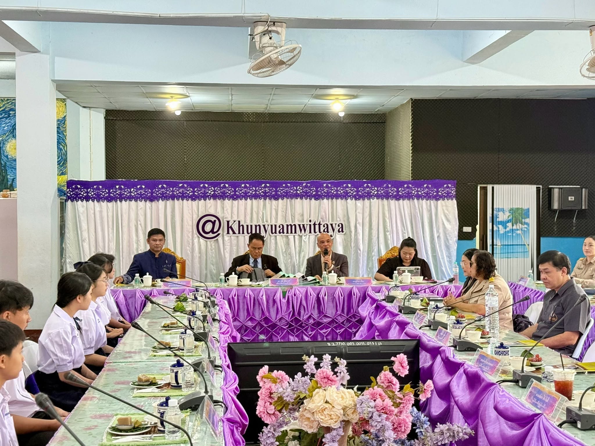 ร่วมการลงพื้นที่ตรวจเยี่ยมและสร้างขวัญกำลังใจให้แก่นักเรียนทุนการศึกษาพระราชทาน ม.ท.ศ. และนักเรียนทุนการศึกษาเฉลิมราชกุมารี ประจำปีงบประมาณ 2569 ในพื้นที่จังหวัดแม่ฮ่องสอน